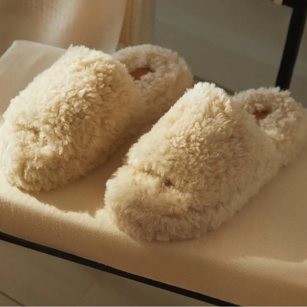 Zara faux fur platform ivory slippers size 40 size 9